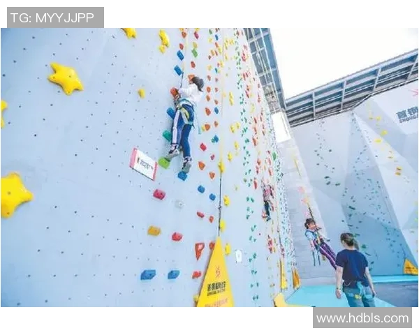 西安攀岩队在极限运动会中的比赛表现与经验总结分析